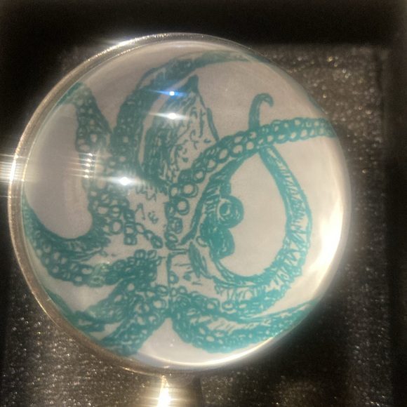 Wine Bottle Stopper - Picture 2 of 7